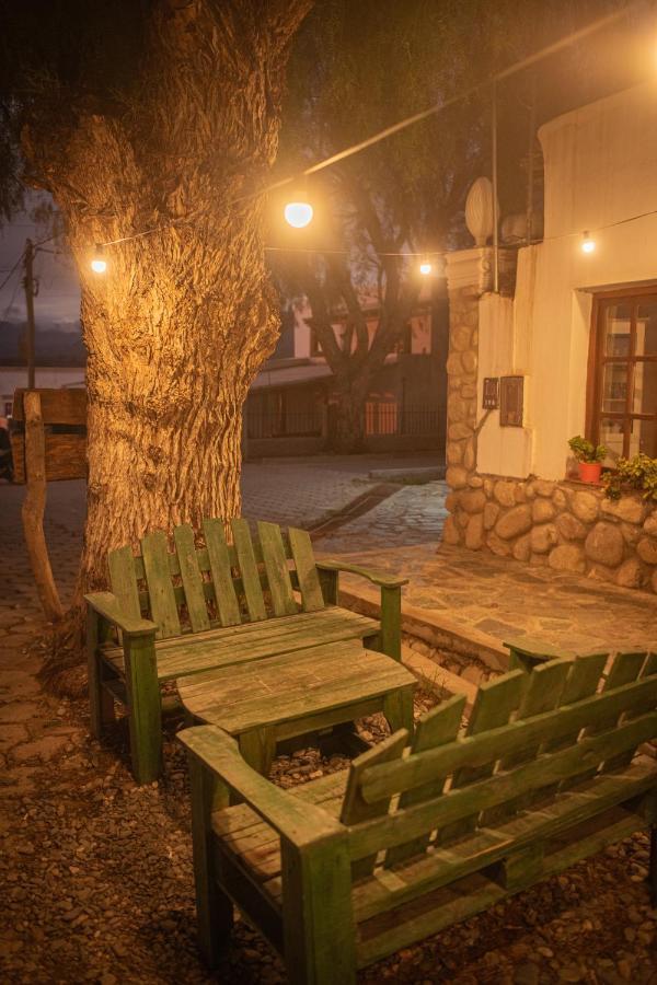 Tampu Hotel Cachí Екстериор снимка