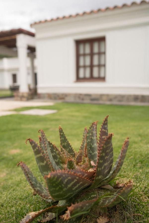 Tampu Hotel Cachí Екстериор снимка